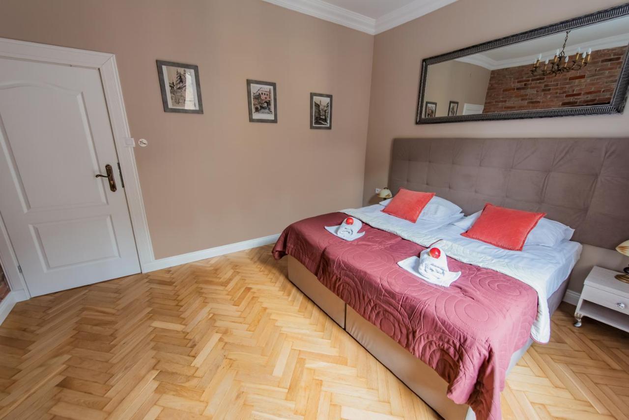 Old Town Boutique Rooms Lublin Exterior photo